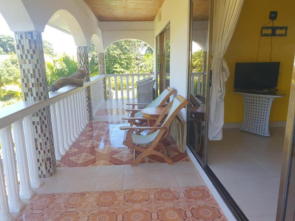 Linsen Selfcatering Apartments La Digue  Extérieur photo