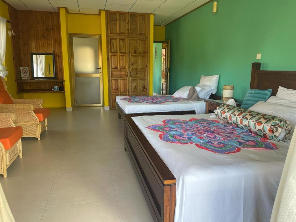 Linsen Selfcatering Apartments La Digue  Extérieur photo