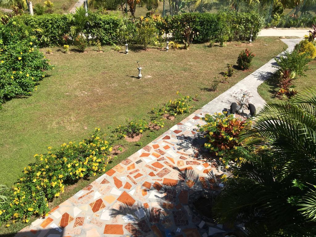 Linsen Selfcatering Apartments La Digue  Extérieur photo