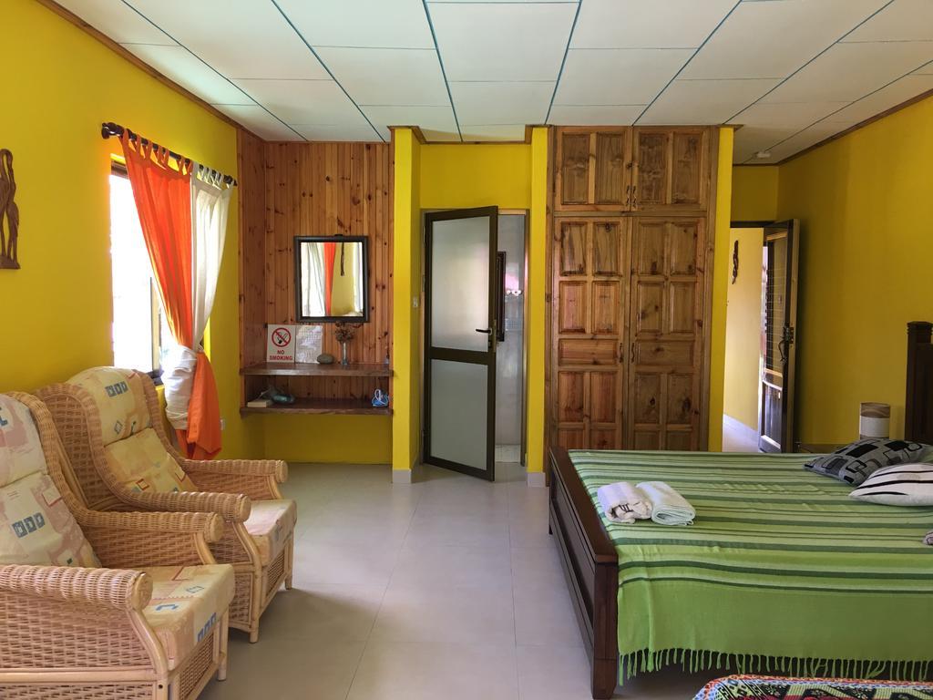 Linsen Selfcatering Apartments La Digue  Extérieur photo